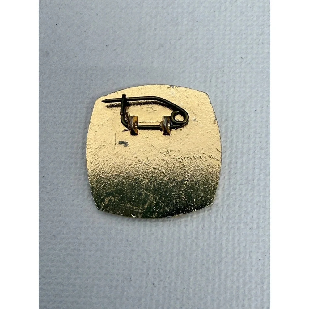 Vintage CAAC Chinese Civil Aviation Pin Red Lantern Friendship Enamel Badge Gold